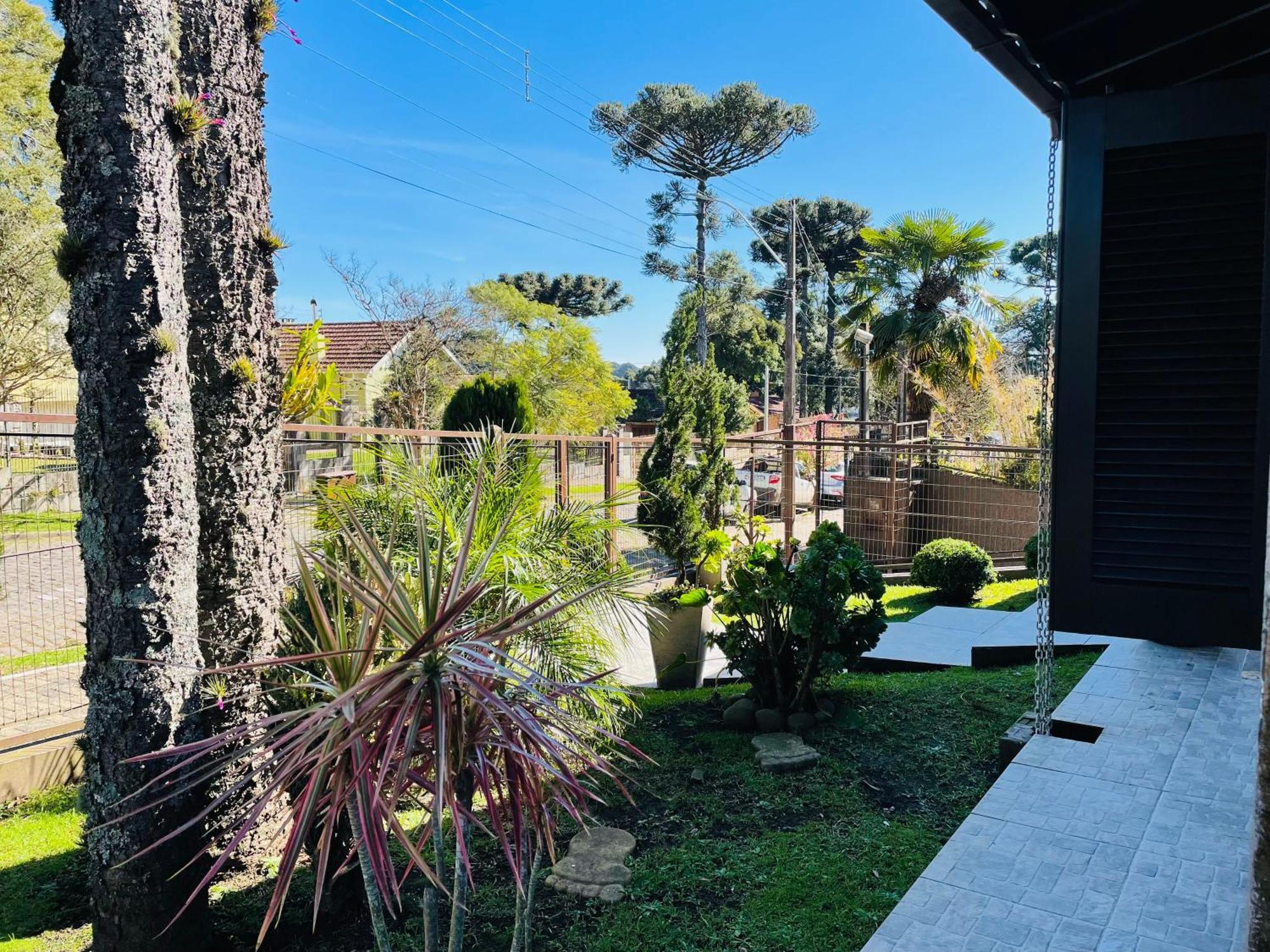 Отель Residencial Pine House Канела Экстерьер фото