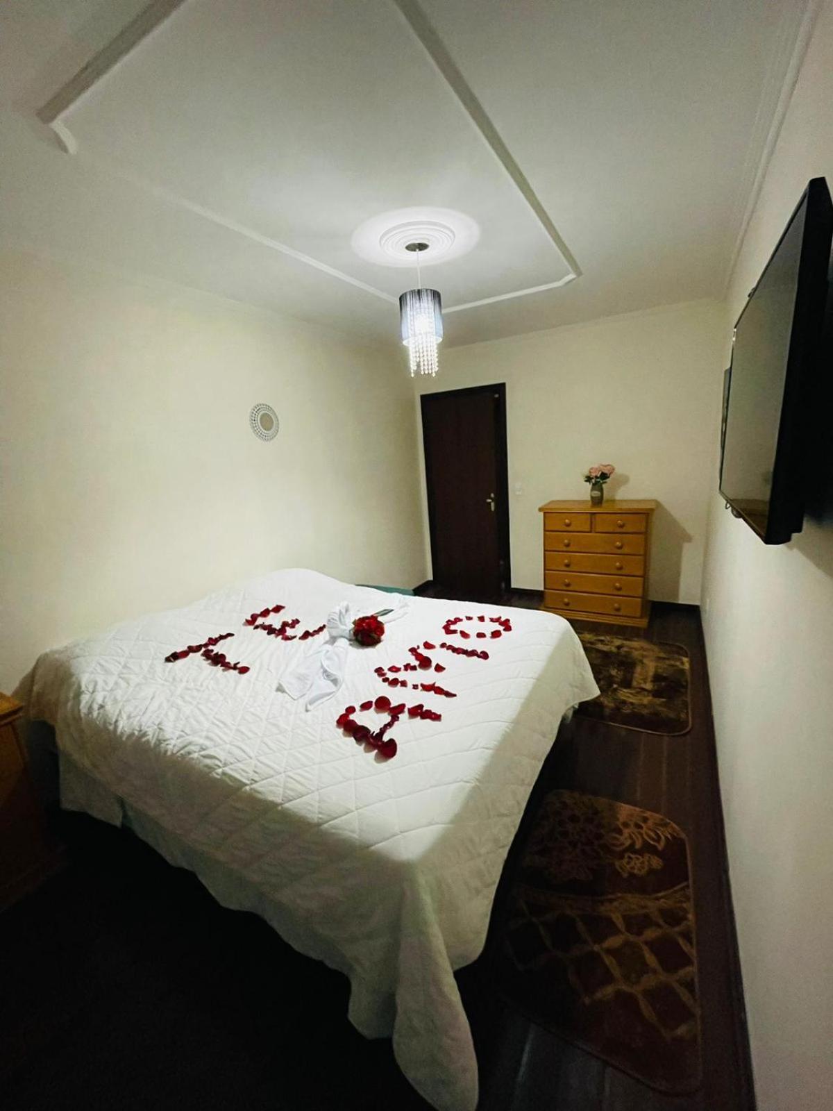 Отель Residencial Pine House Канела Экстерьер фото